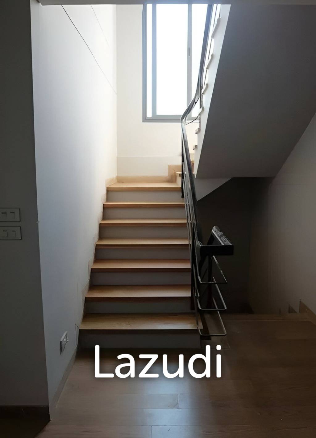 3 Bed 2 Bath 170 SQ.M The Lumpini 24