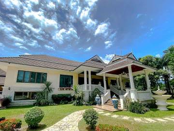 Luxury European-Lanna Style House for Sale in Green Valley Golf Course -*MR2269
