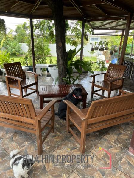 3 Bed 3 Bath Villa For Sale