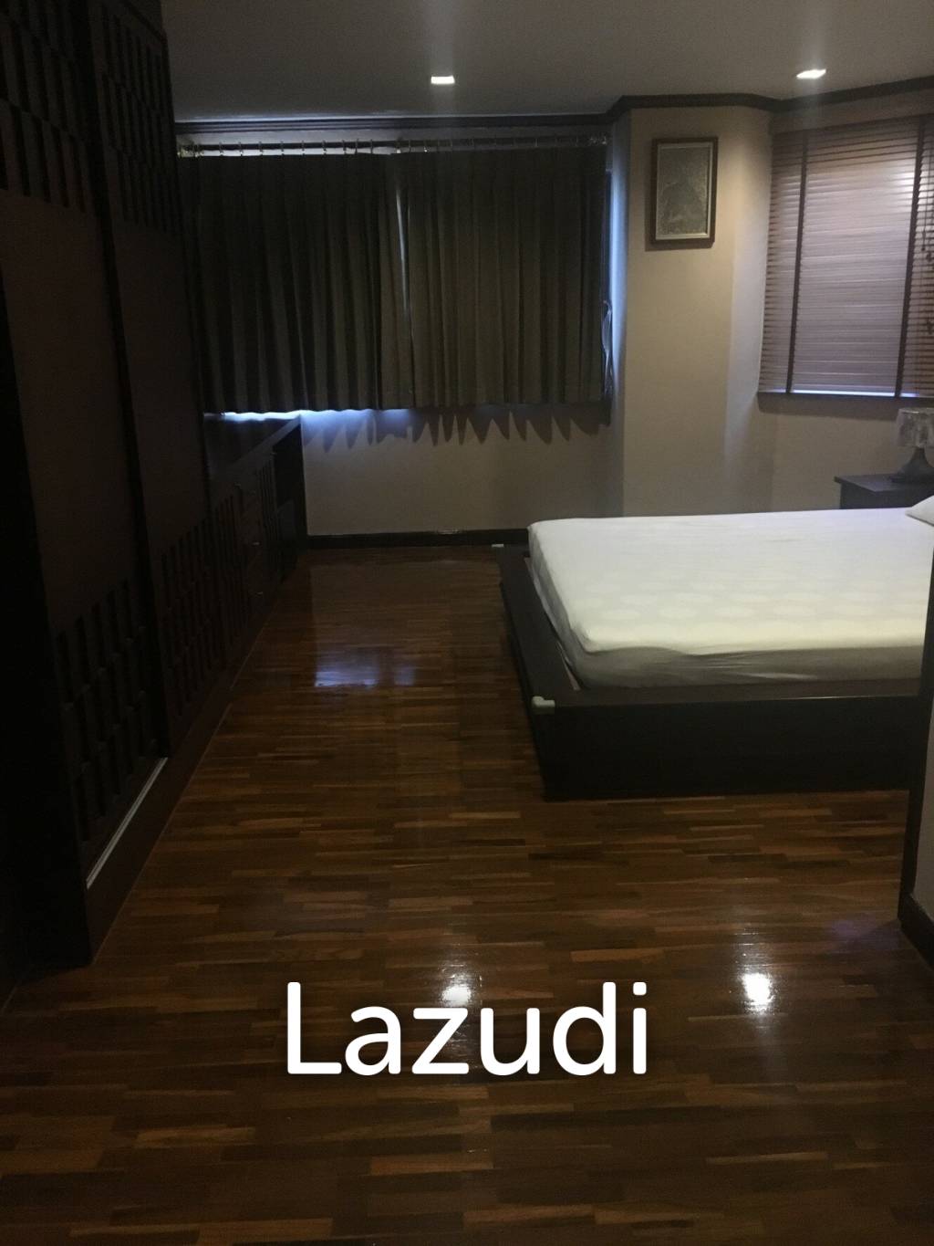 180 Sqm 2 Bed 3 Bath Condo For Sale in Chiang Mai