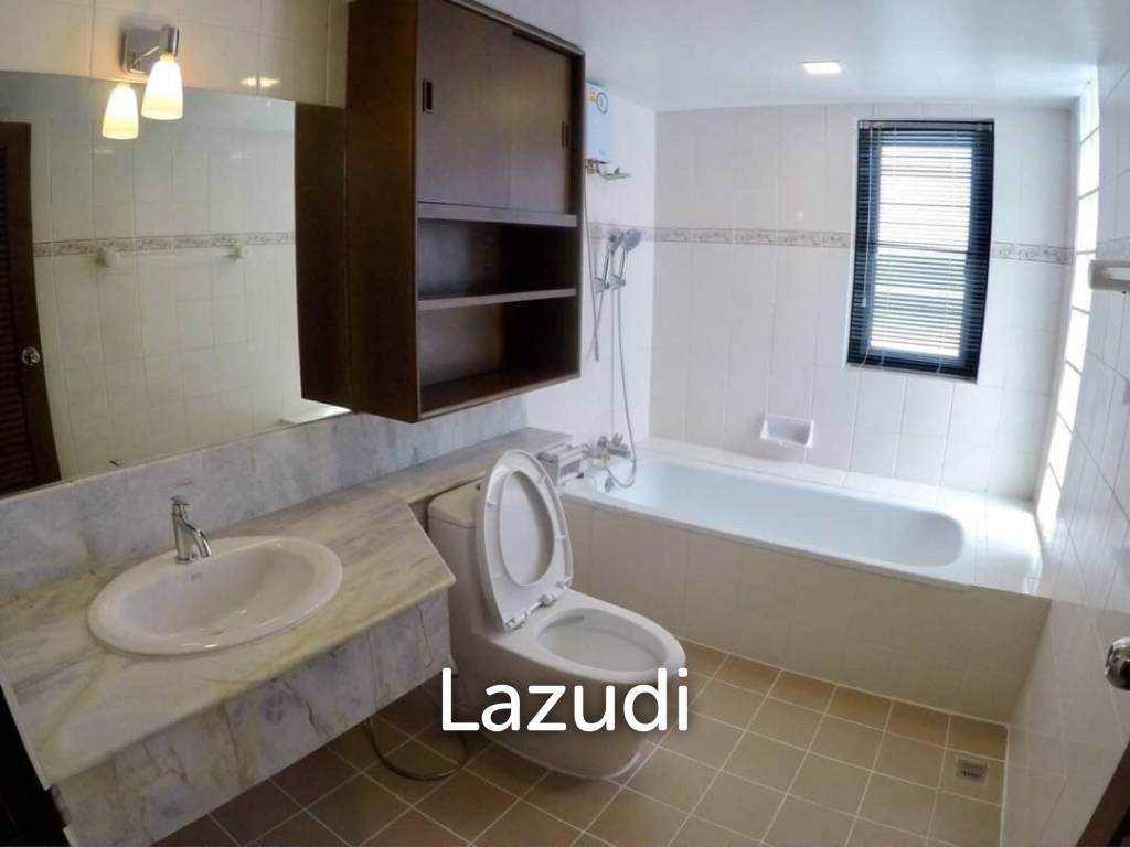 Single House with Private Pier for Sale