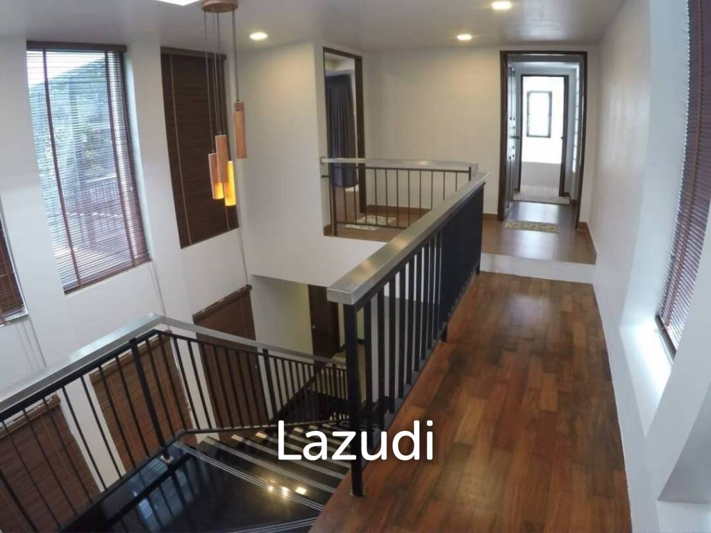 Single House with Private Pier for Sale