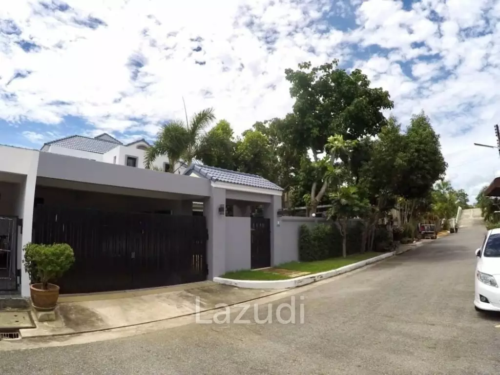 Single House with Private Pier for Sale