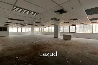 210 SQ.M Office at Mahatun Plaza