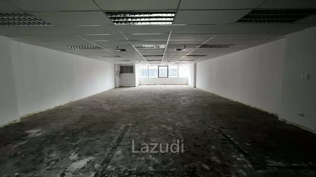 Office For Rent at Mahatun Plaza