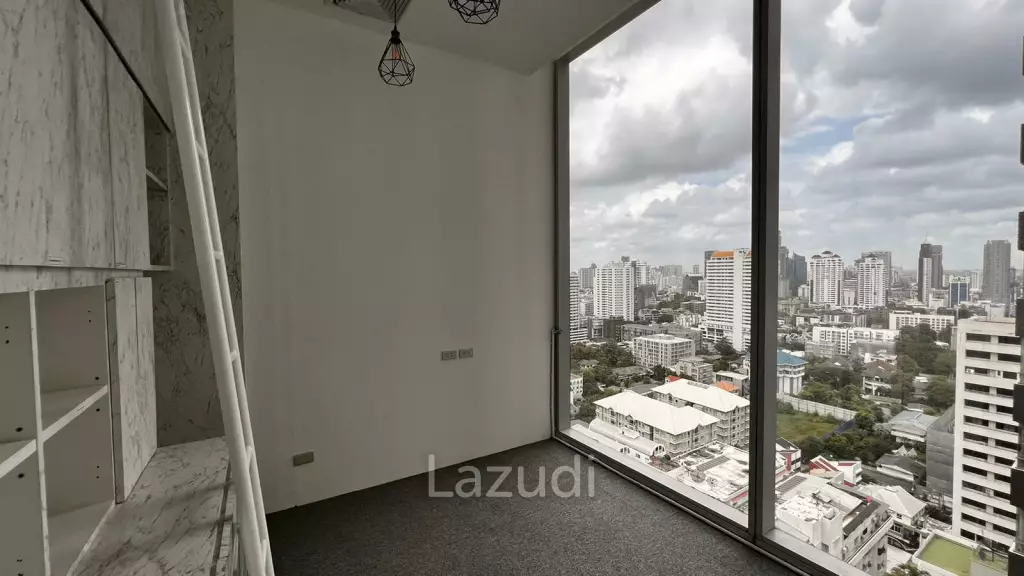 Office For Rent at Metropolis Building