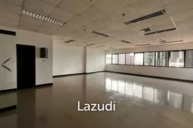Office For Rent at Sorachai Building
