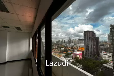 Office For Rent at Sorachai Building