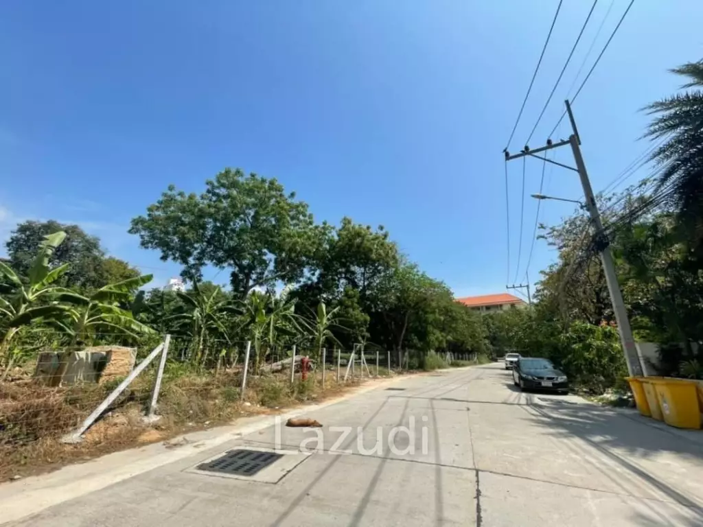 Land for Sale at Kasetsin Soi 5+7