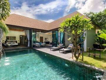 2 bedroom pool villa in Rawai