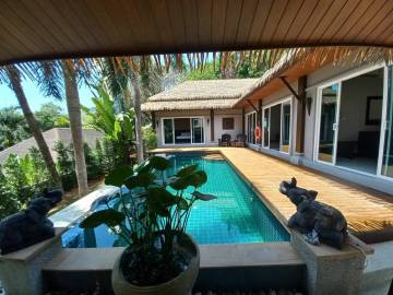 3bedroom pool villa in Rawai