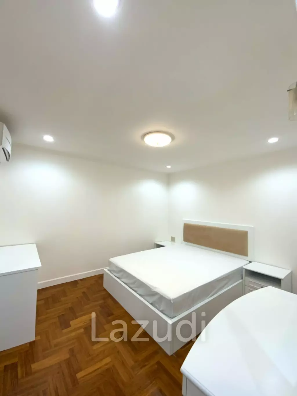 2 Bed 1 Bath 85 SQ.M Acadamia Grand Tower