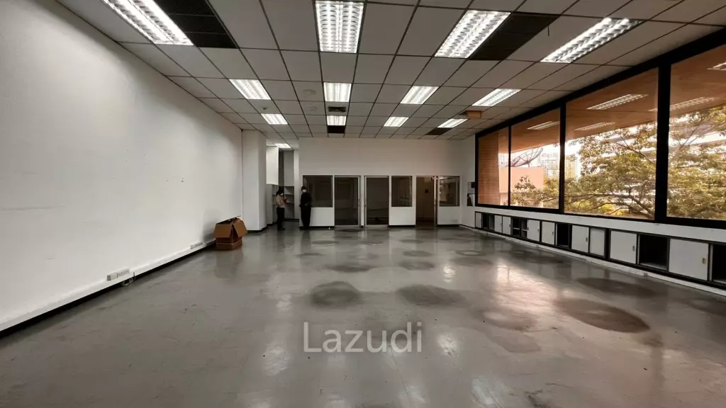 Office For Rent At Rajapark Building