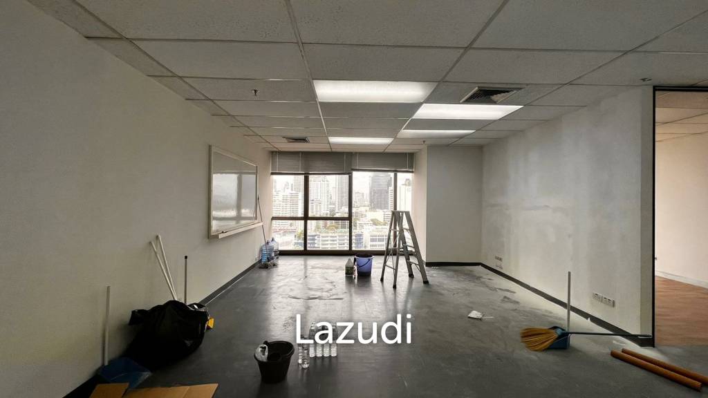 Office For Rent At 253 Asoke