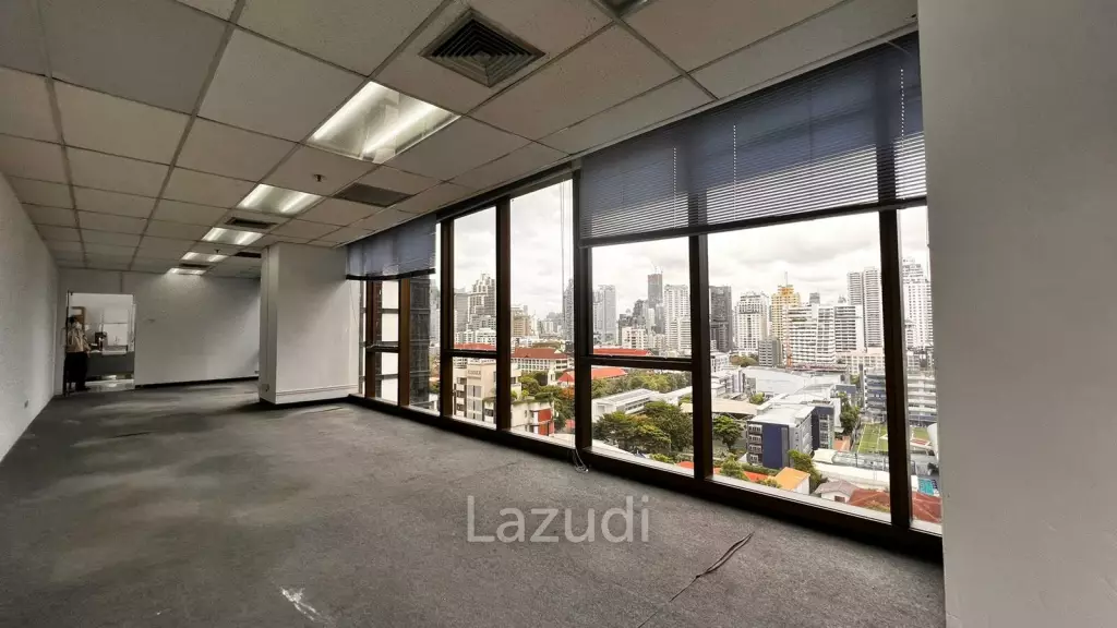 Office For Rent At 253 Asoke
