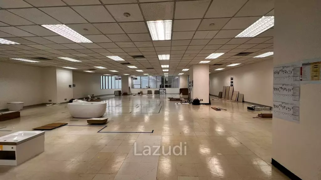 Office For Rent At Thai Summit Tower