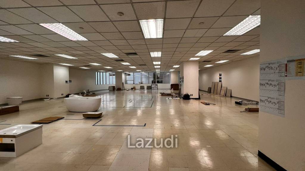 Office For Rent At Thai Summit Tower