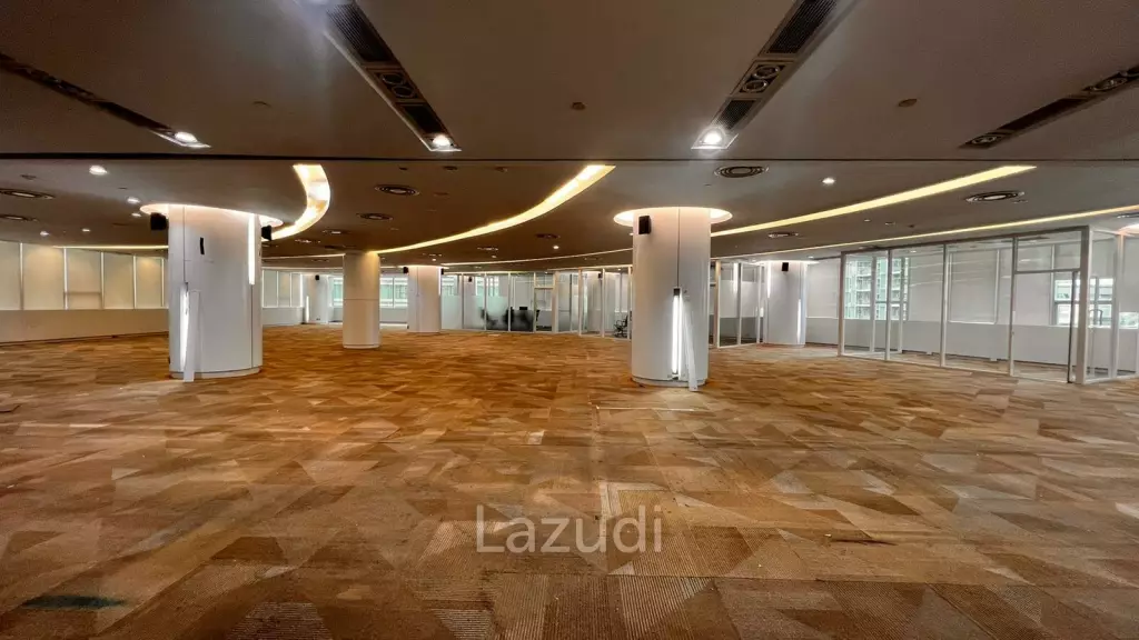 Office For Rent At Thai Summit Tower