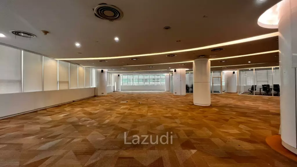 Office For Rent At Thai Summit Tower