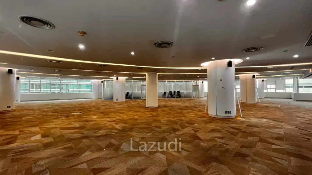 Office For Rent At Thai Summit Tower