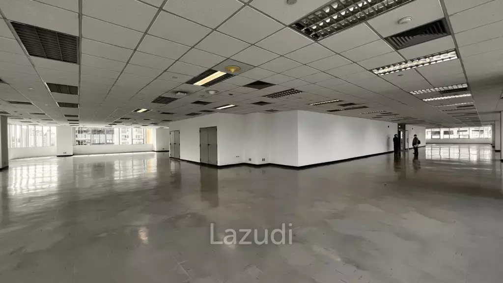 Office For Rent At Thai Summit Tower