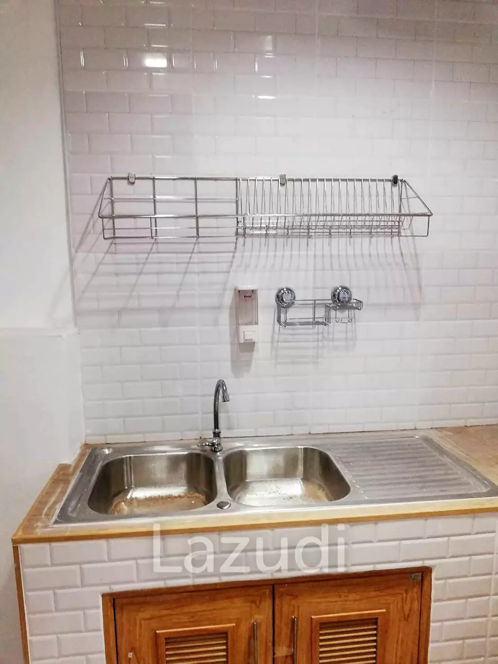 FOR SALE - fully renovated townhouse, only 1.45 m THB