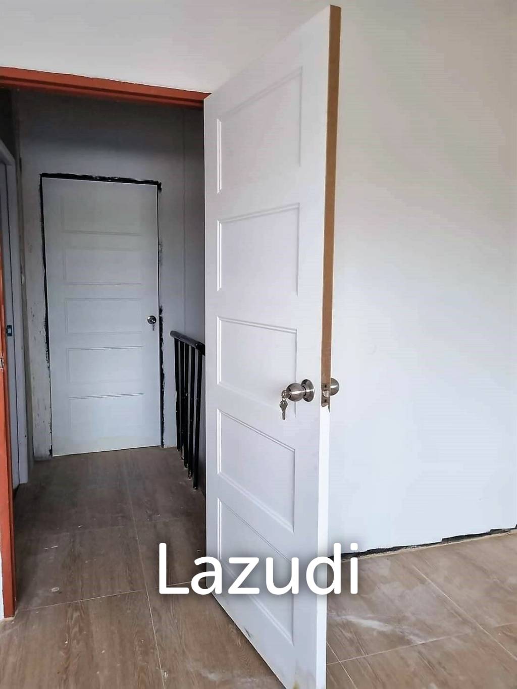 FOR SALE - fully renovated townhouse, only 1.45 m THB