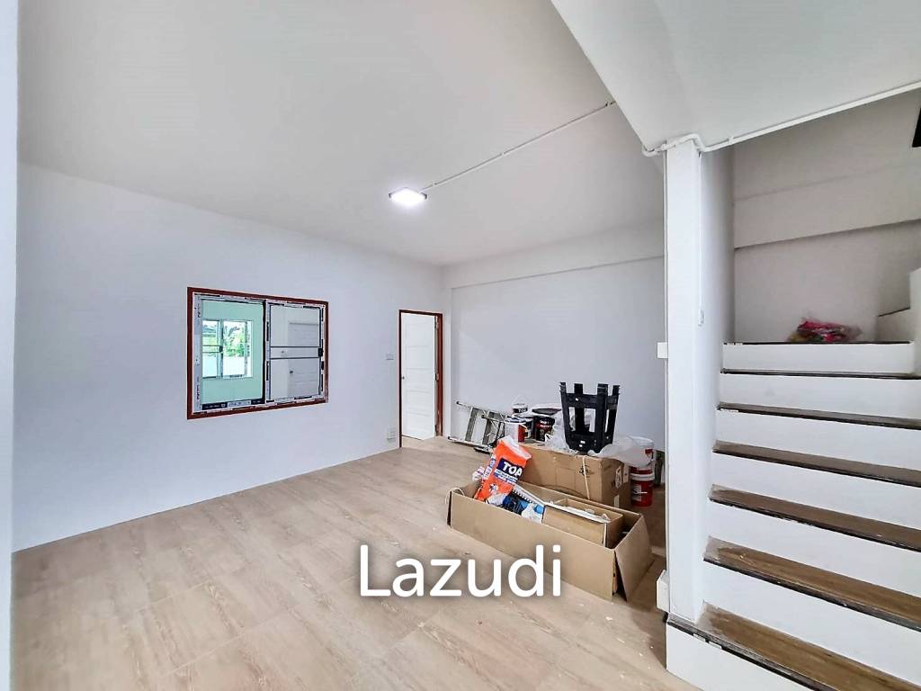 FOR SALE - fully renovated townhouse, only 1.45 m THB