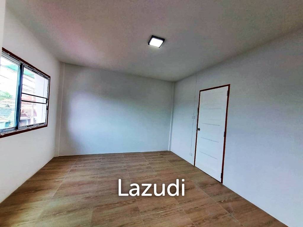 FOR SALE - fully renovated townhouse, only 1.45 m THB