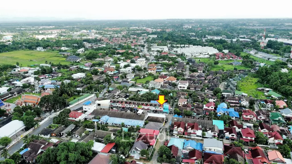 FOR SALE - fully renovated townhouse, only 1.45 m THB