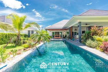 ARIA : Luxurious 5 Bed Pool Villa