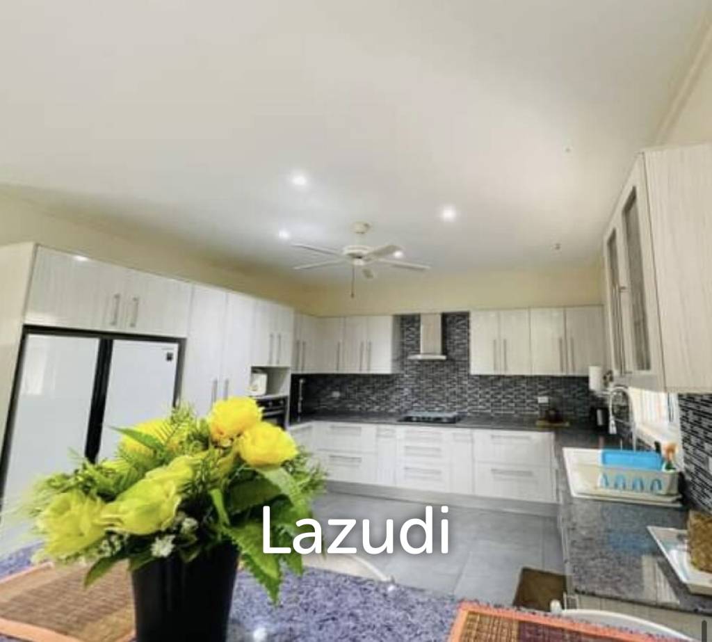 1,248 Sqm 3 Bed 3 Bath Villa For Sale