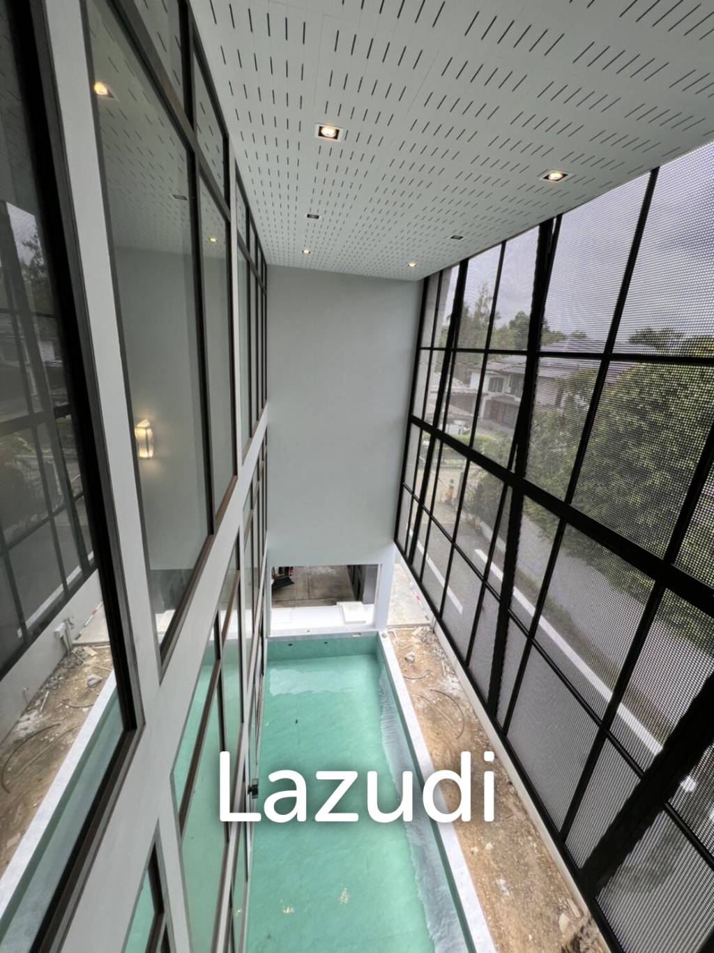 5 Bed 6 Bath House For Sale
