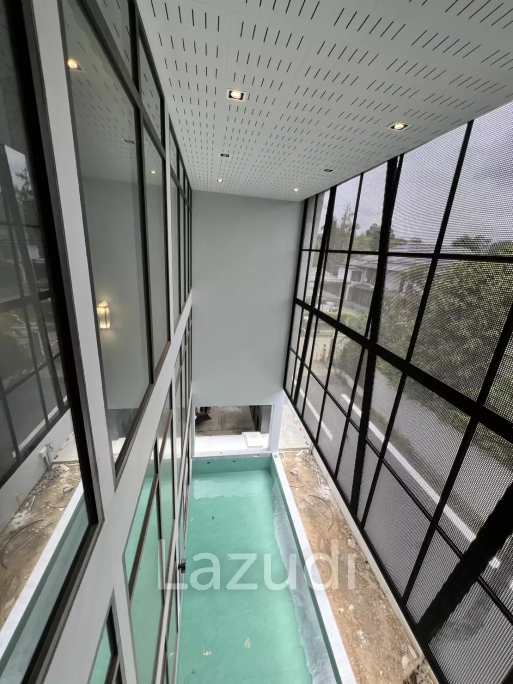 5 Bed 6 Bath House For Sale