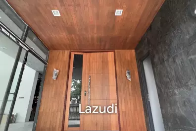 5 Bed 6 Bath House For Sale