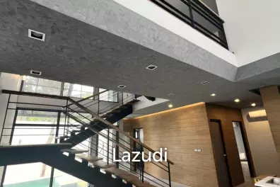 5 Bed 6 Bath House For Sale