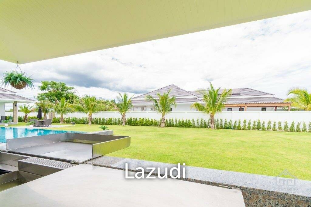 1,936 Sqm 4 Bed 4 Bath Villa For Sale