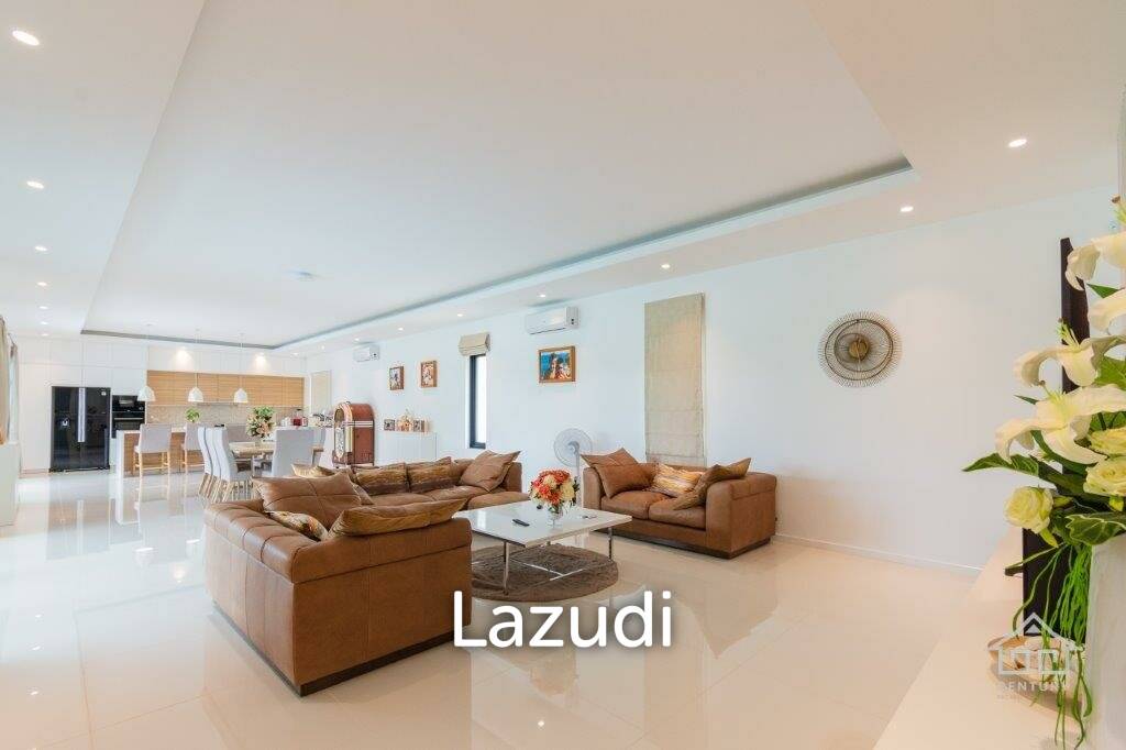 1,936 Sqm 4 Bed 4 Bath Villa For Sale