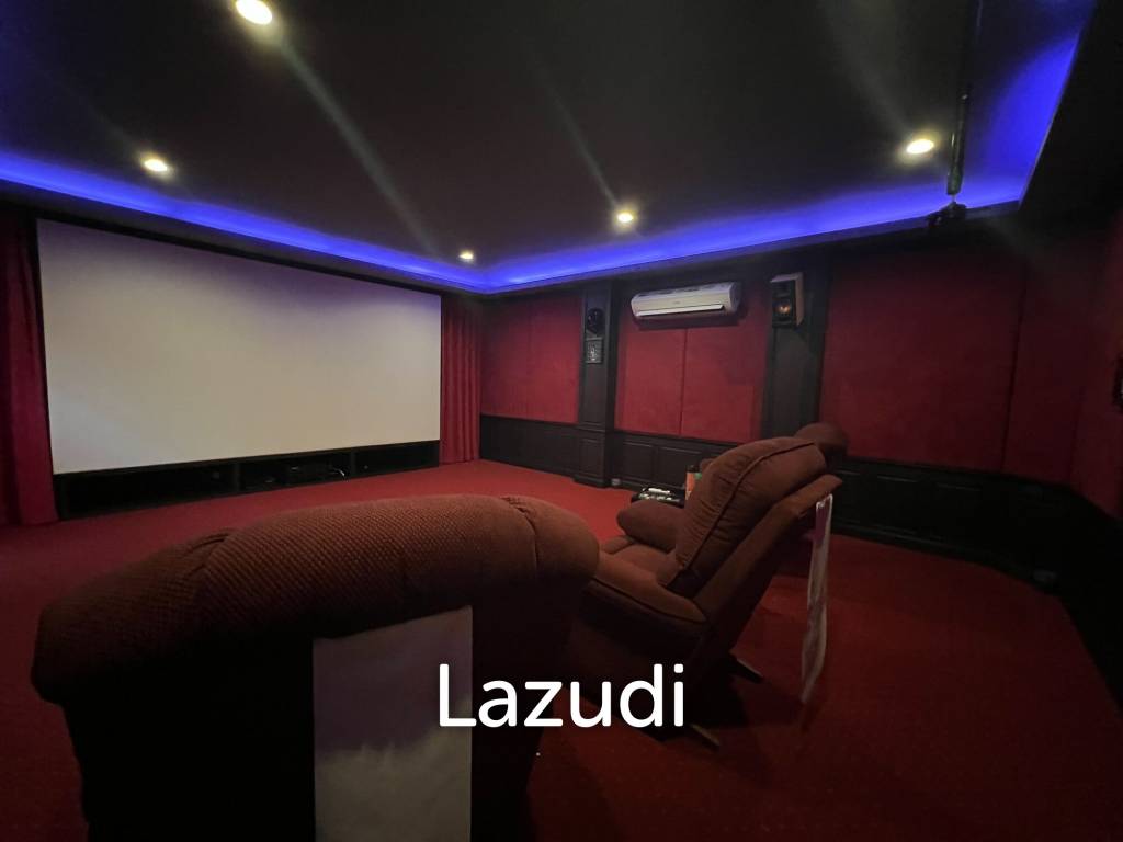 5 Bed 6 Bath House with Swimming Pool