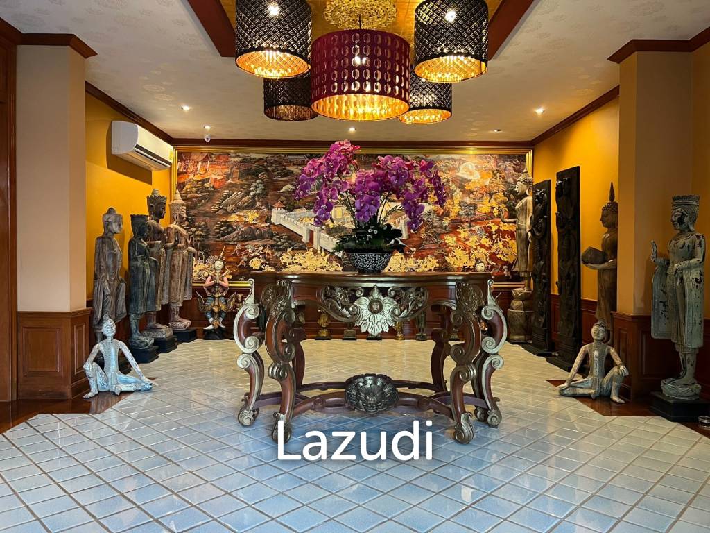 5 Bed 6 Bath House with Swimming Pool