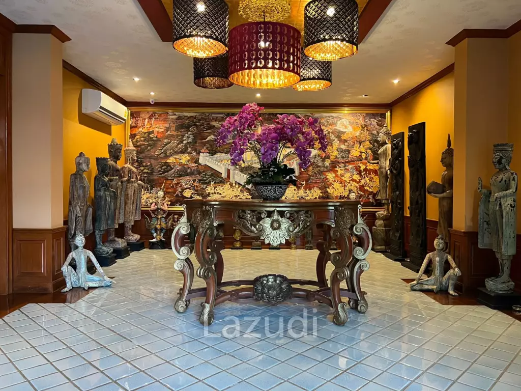 5 Bed 6 Bath House with Swimming Pool