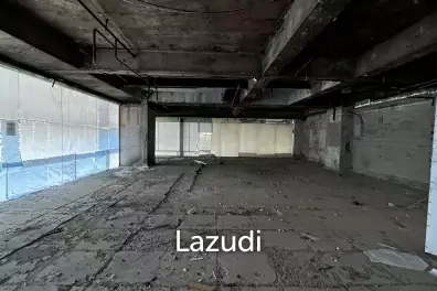 Retail For Rent At Time Square