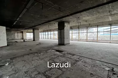 Retail For Rent At Time Square
