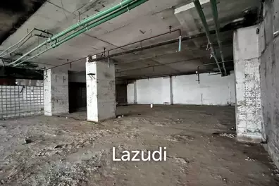Retail For Rent At Time Square