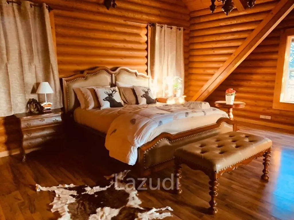 Hotel + Restaurants for sale