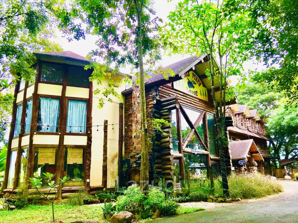Hotel + Restaurants for sale
