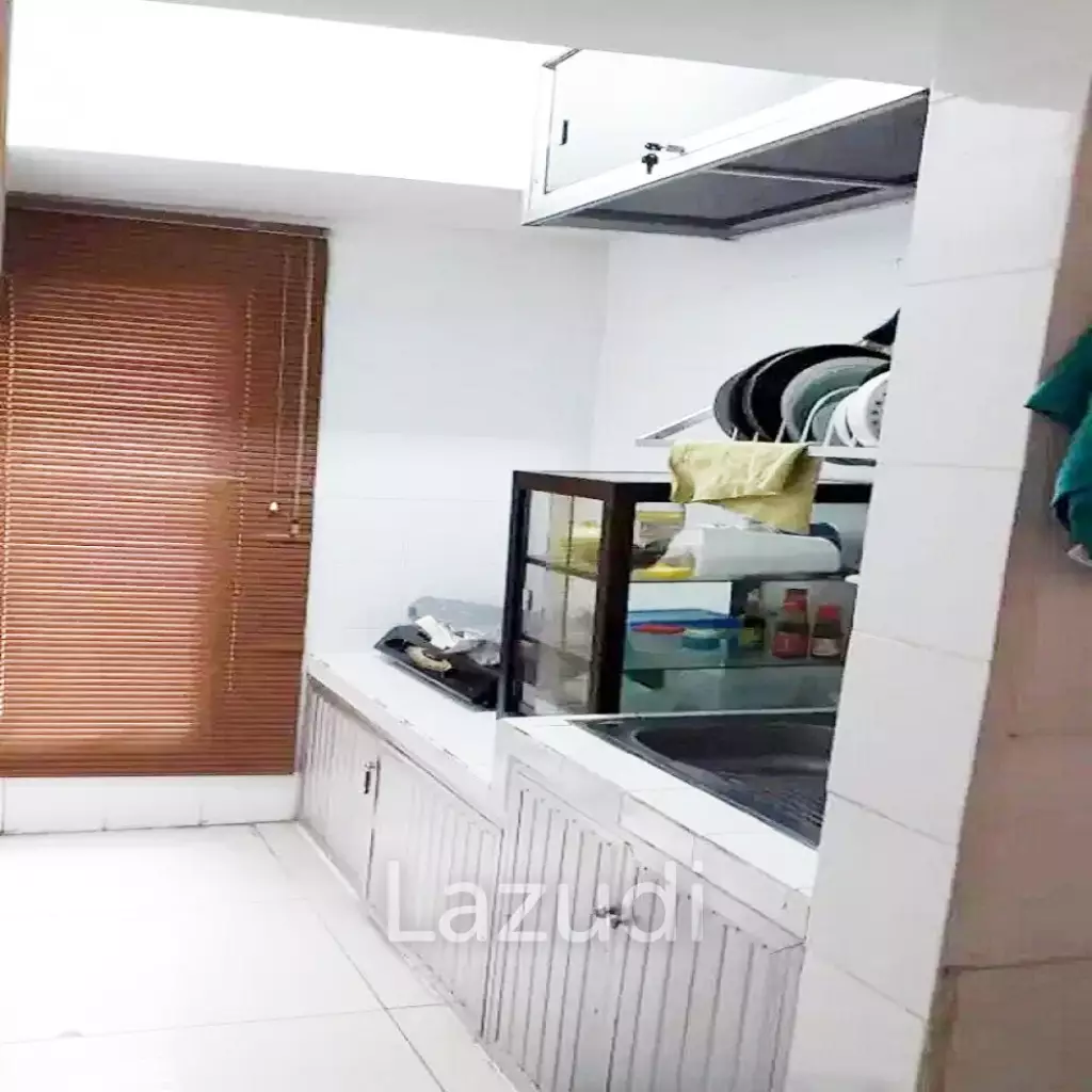 Rumah Dijual di Sidoarjo Dekat Lippo Plaza Sidoarjo, RSUD Sidoarjo, Alun-alun Sidoarjo, Stasiun Sidoarjo
