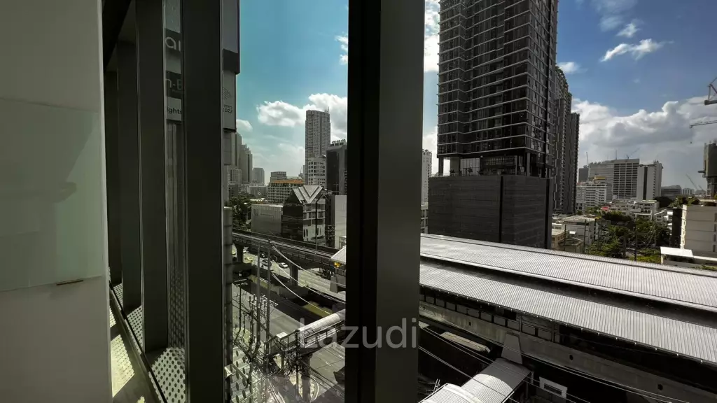 Office For Rent At AIA Tower