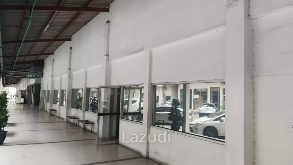 Office+Retail Space at Rama 3 Plaza