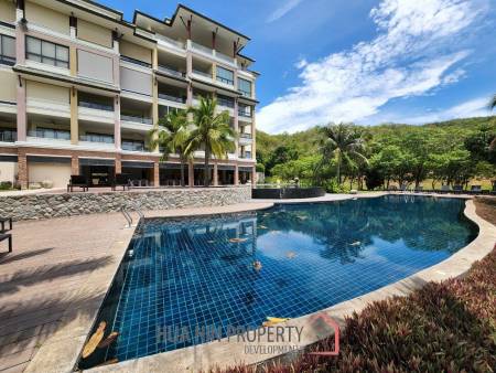 Luxury 2 Bed Condo at Black Mountain Golf Course